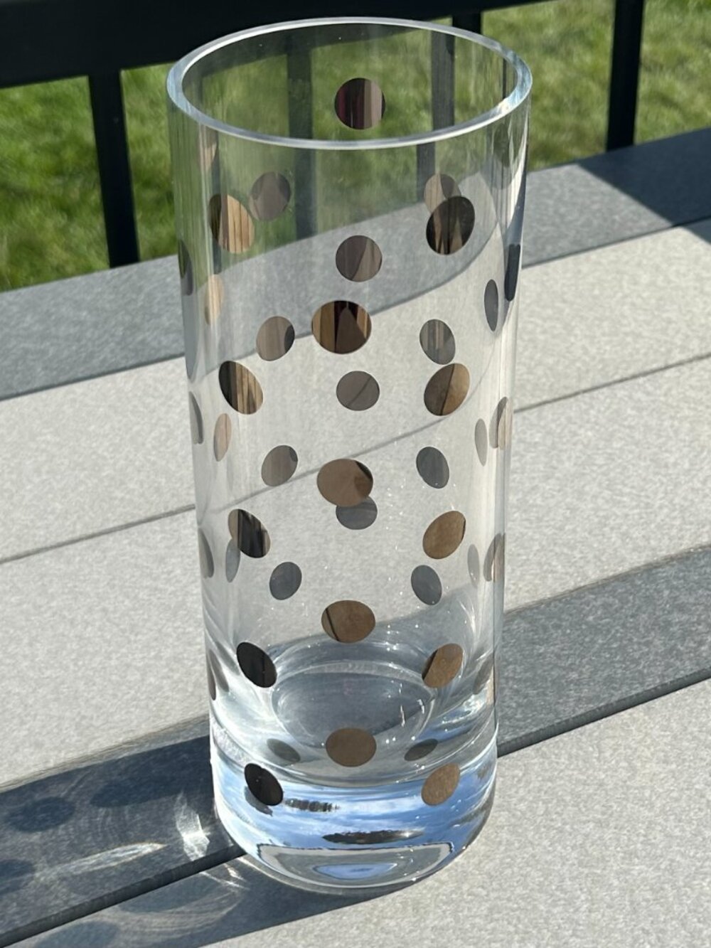 KATE SPADE NEW YORK Pearl Place Crystal Platinum polkadot Cylinder Vase Like new - Picture 6 of 8